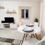 Lemon Tree House - Courtyard Garden With Views Appartement *