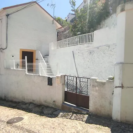 Lemon Tree House - Courtyard Garden With Views Apartment Coimbra