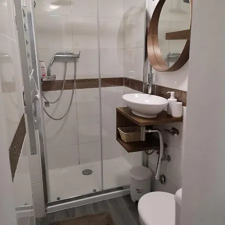 Lemon Tree House - Courtyard Garden With Views Apartamento *