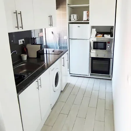 Apartman Lemon Tree House - Courtyard Garden With Views Coimbra