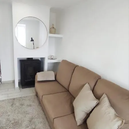 Lemon Tree House - Courtyard Garden With Views Coímbra