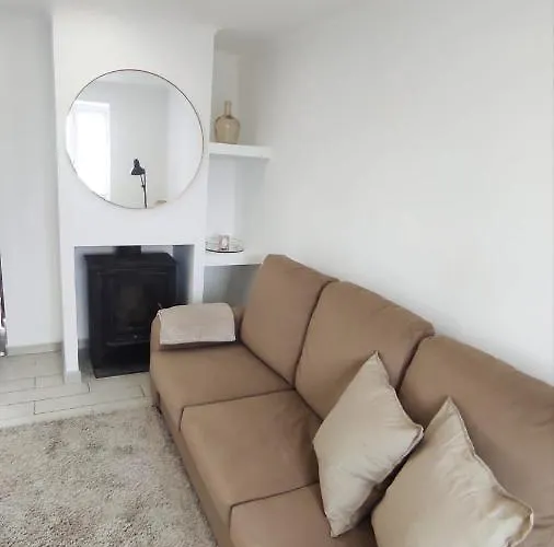 Lemon Tree House - Courtyard Garden With Views Coimbra